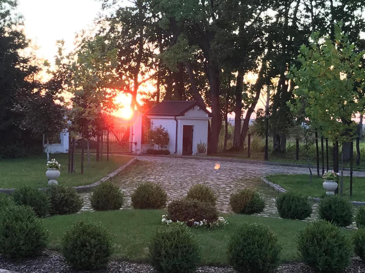 Kantonia Bobolice  Dış mekan fotoğraf
